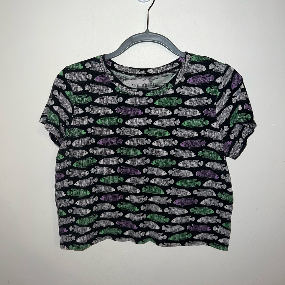 Aeropostale Short Sleeved Crop Top Junior’s Medium